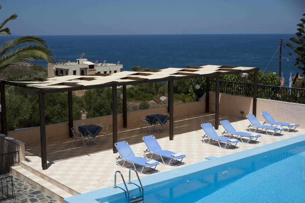 Villa Alexander كالاثاس المظهر الخارجي الصورة