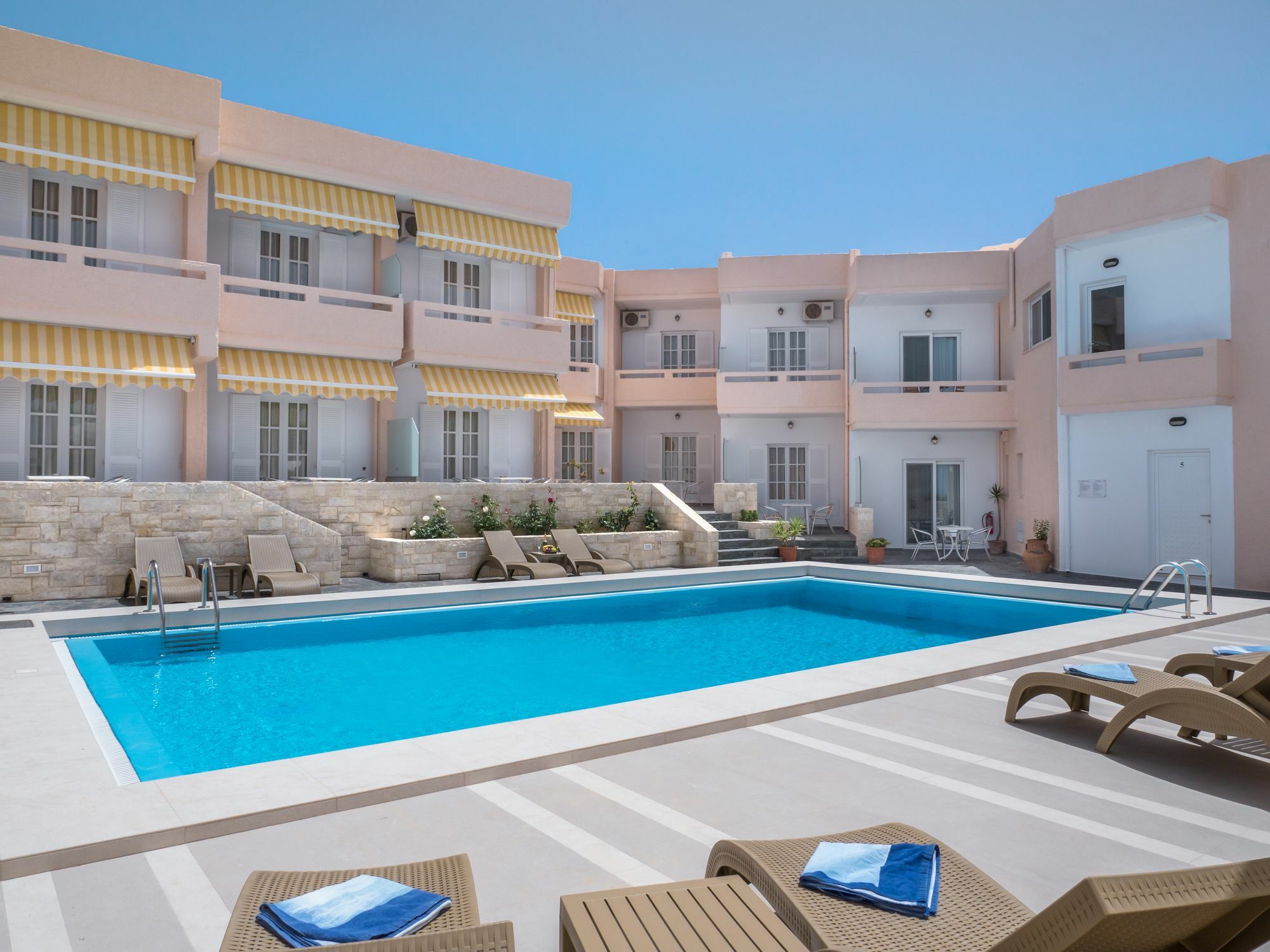 Villa Alexander كالاثاس المظهر الخارجي الصورة